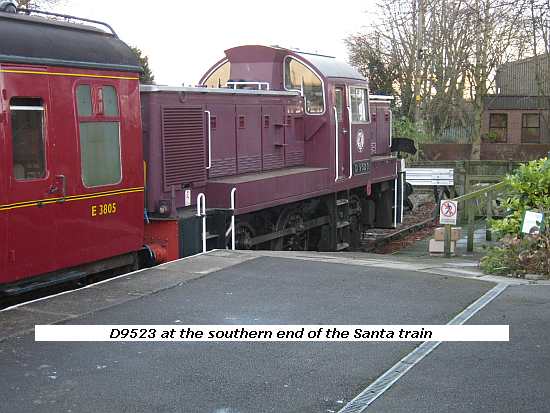 D9523 on Santa train