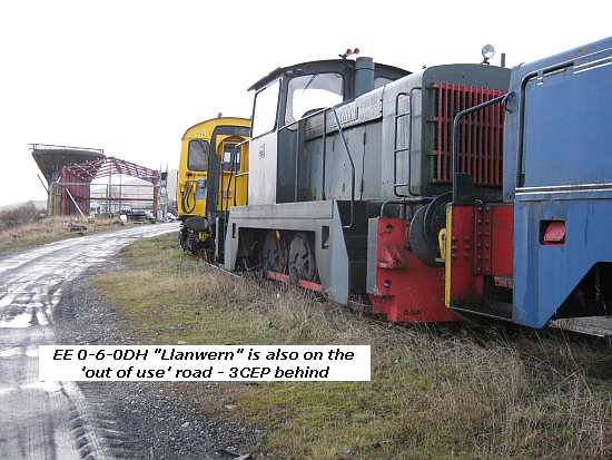 EE 0-6-0DH Llanwern on the out of use road