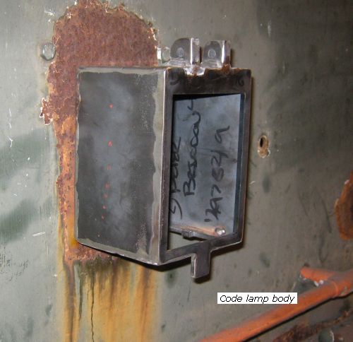 D2128 code lamp body