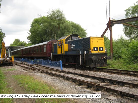 14901 and train arriving at Darley Dale