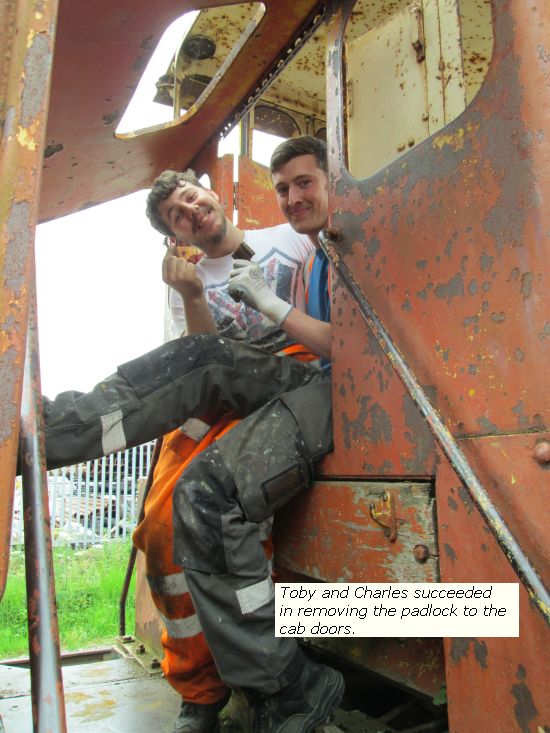 Toby & Charles remove RS8s cab door padlock