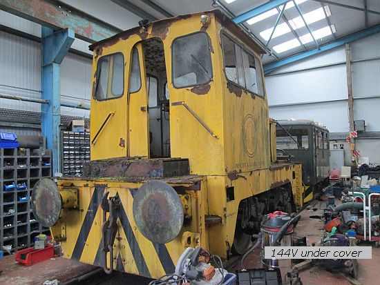9132 144V