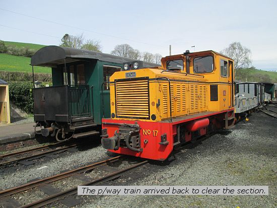 Pway train returns to Llanfair