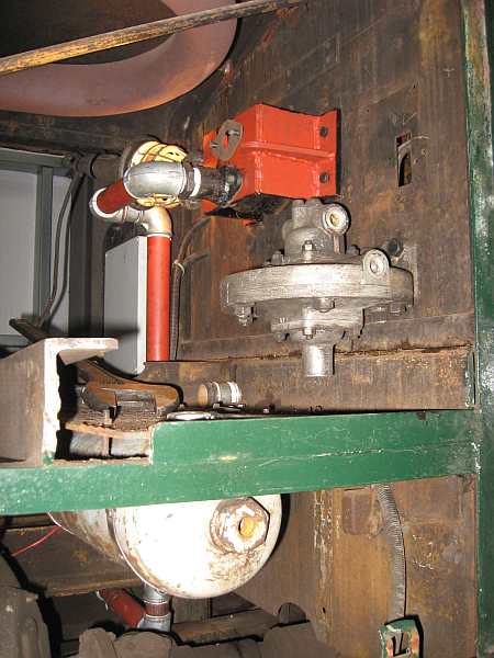 Charlie's brake valve now has train pipe attached