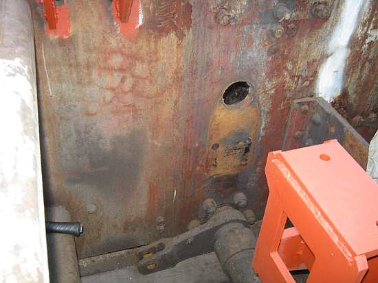 D2128's old handbrake linkage is finally gone