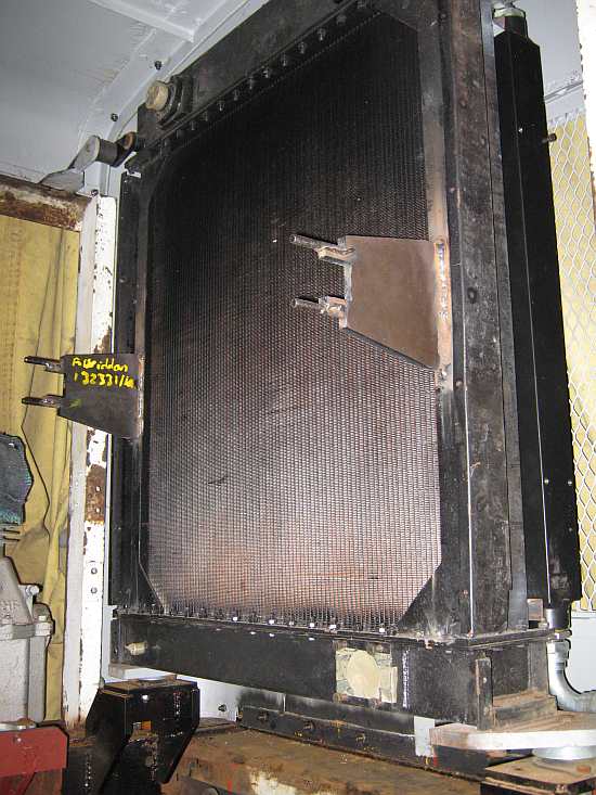 D2128 brackets for the rad-mounted fan