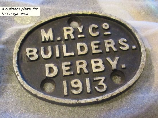 Builders plate for the bogie well frame
